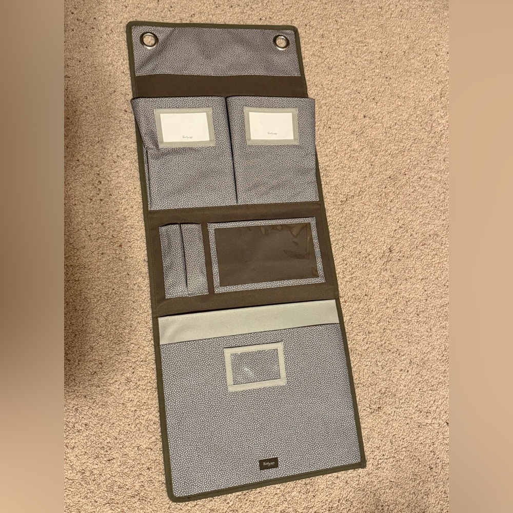 Thirty-one wall organizer, taupe, cream